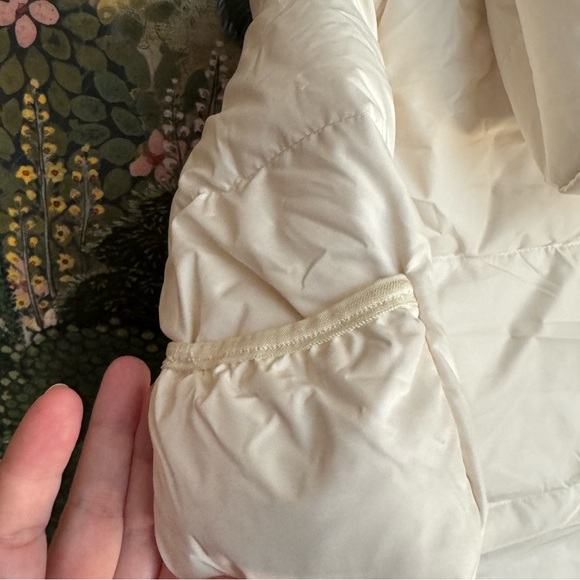 Baby Gap- down zipper snow onesie - Picture 4 of 7